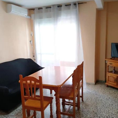 Apartamento 3 Dormitorios Frente A Hospital De Traumatologia غرناطة المظهر الخارجي الصورة