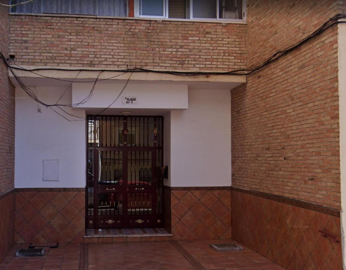 Apartamento 3 Dormitorios Frente A Hospital De Traumatologia غرناطة المظهر الخارجي الصورة